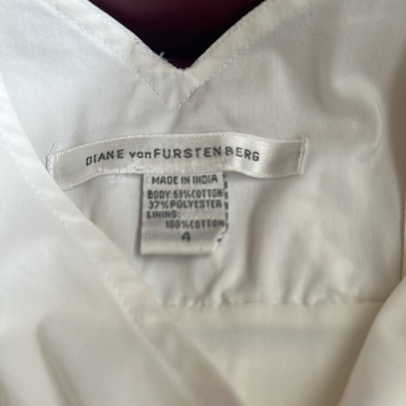 Diane vanFURSTENBERG size 4 new - Picture 2 of 3